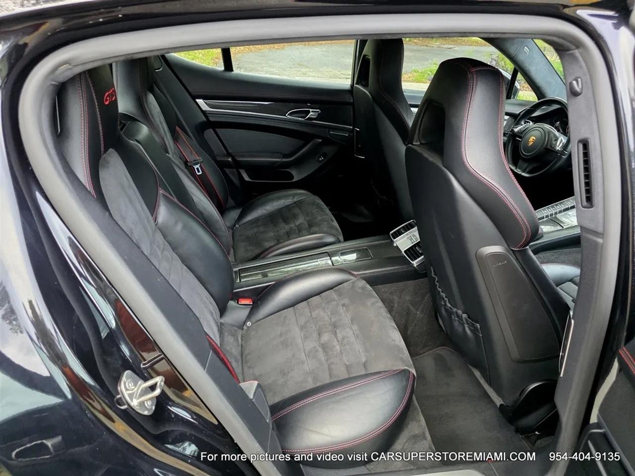 Porsche Panamera  2016