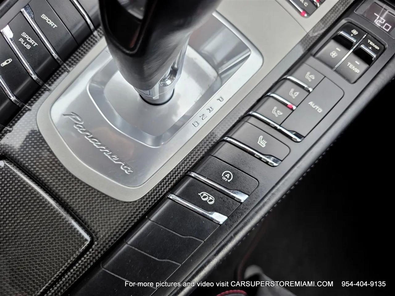 Porsche Panamera  2016