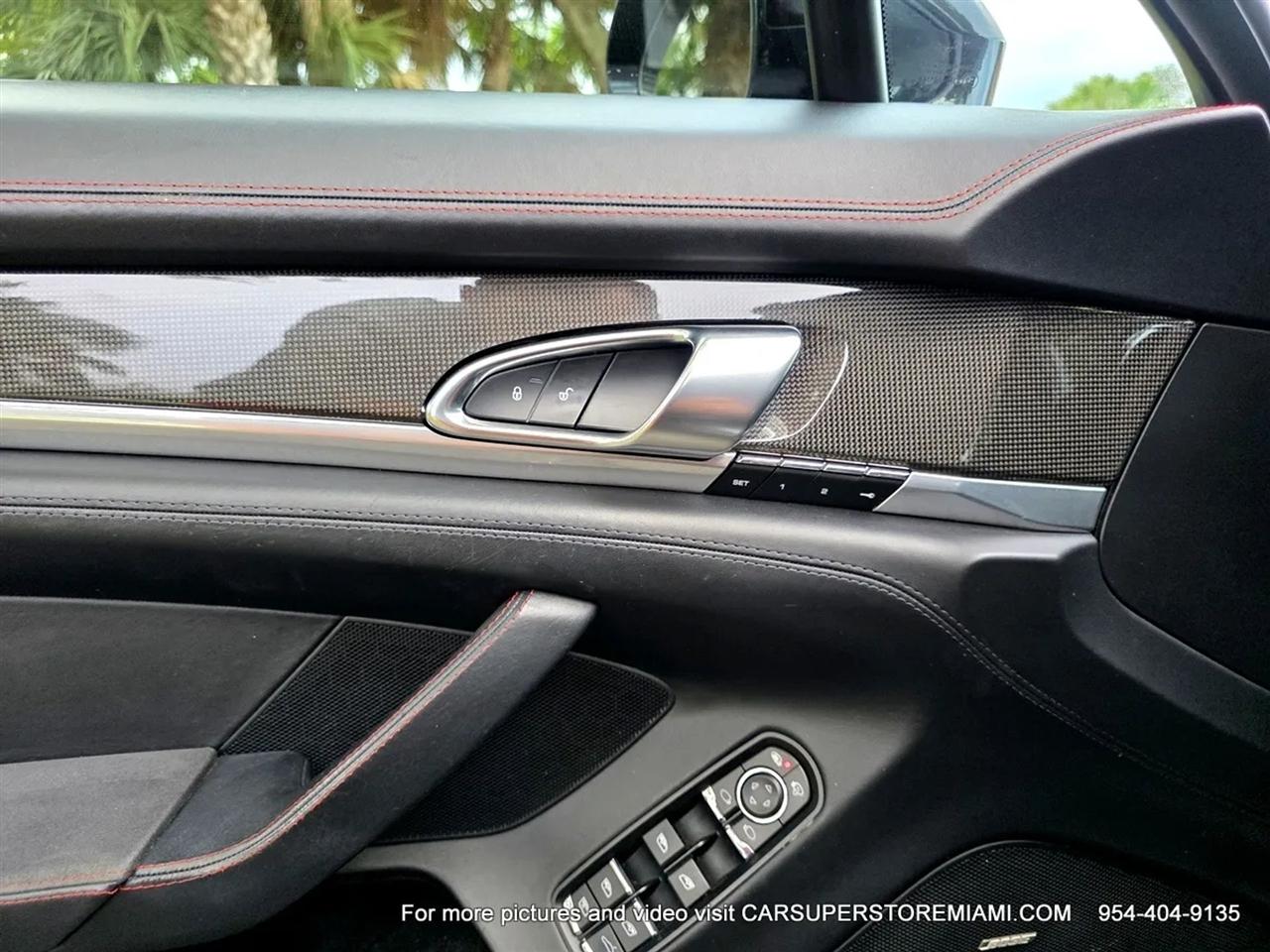 Porsche Panamera  2016