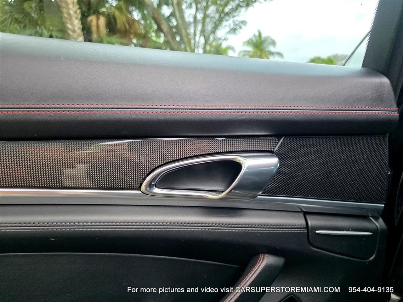 Porsche Panamera  2016