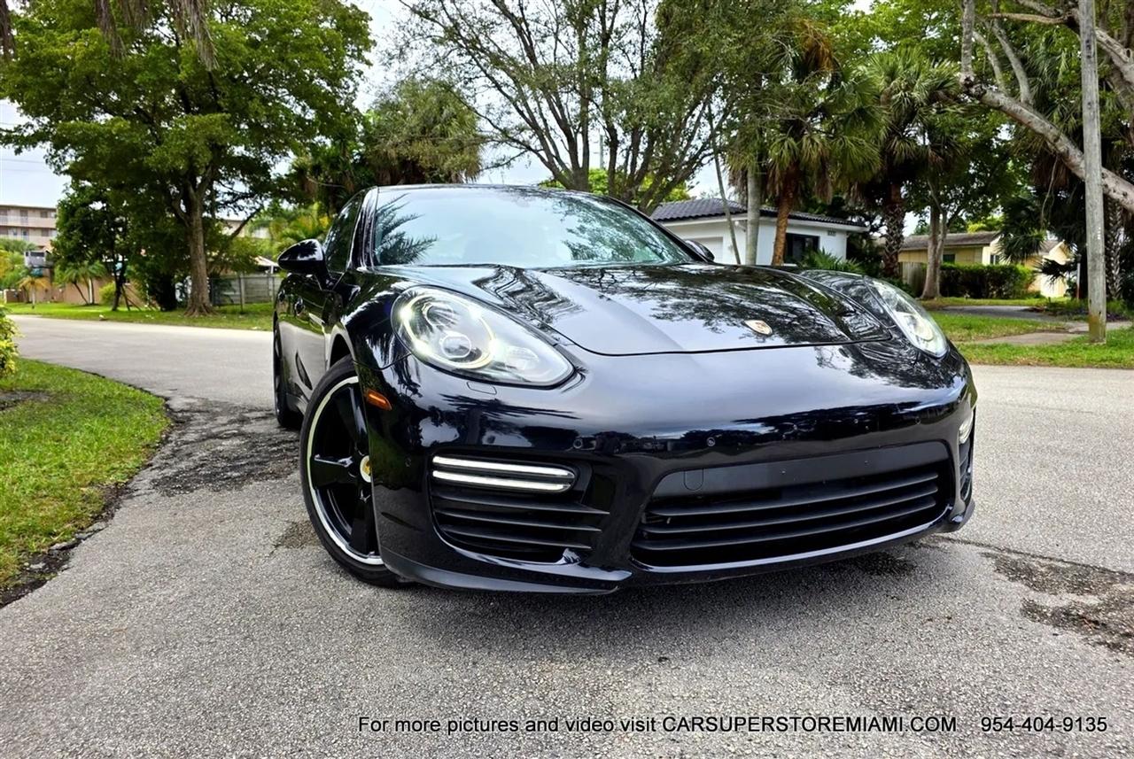Porsche Panamera  2016