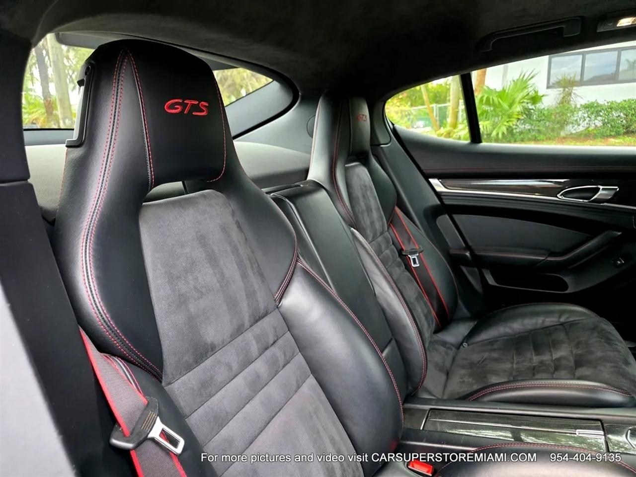 Porsche Panamera  2016