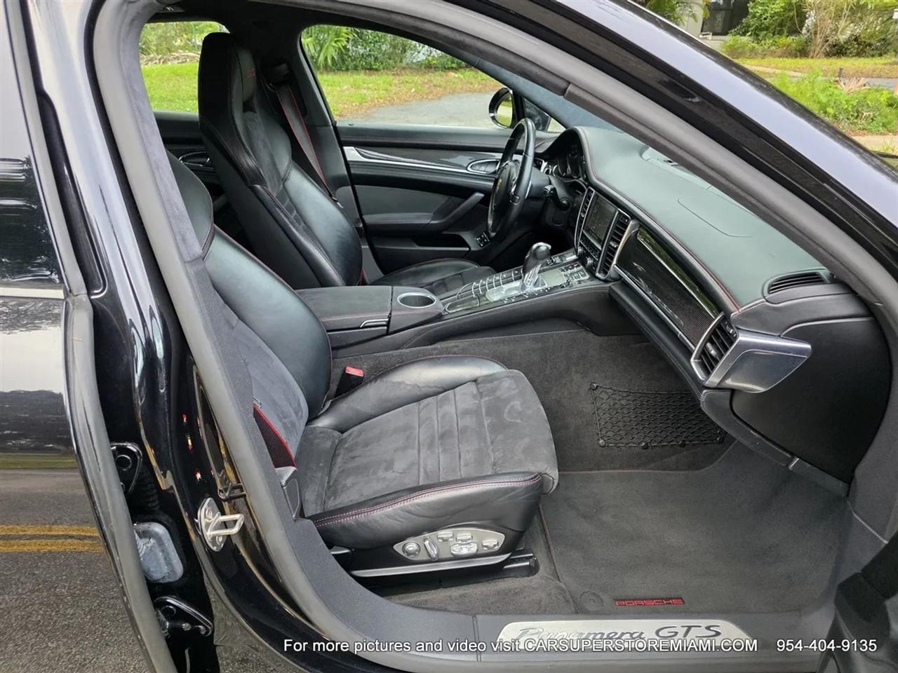 Porsche Panamera  2016