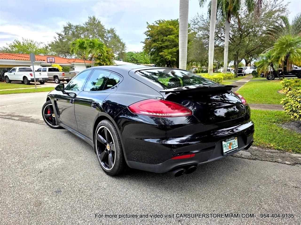 Porsche Panamera  2016
