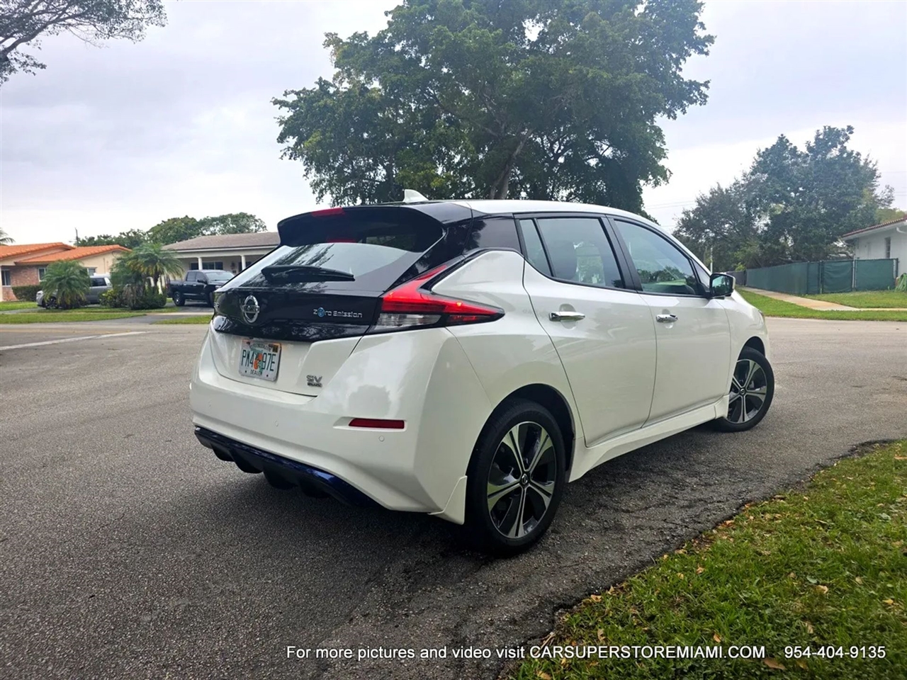 Nissan Leaf  2022