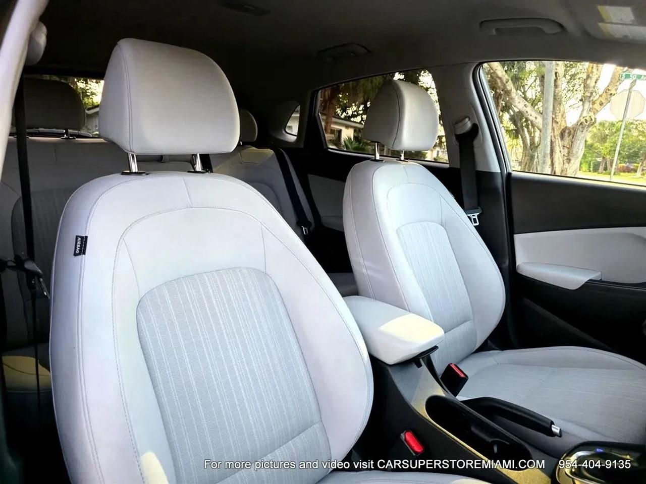 Hyundai Kona  2023