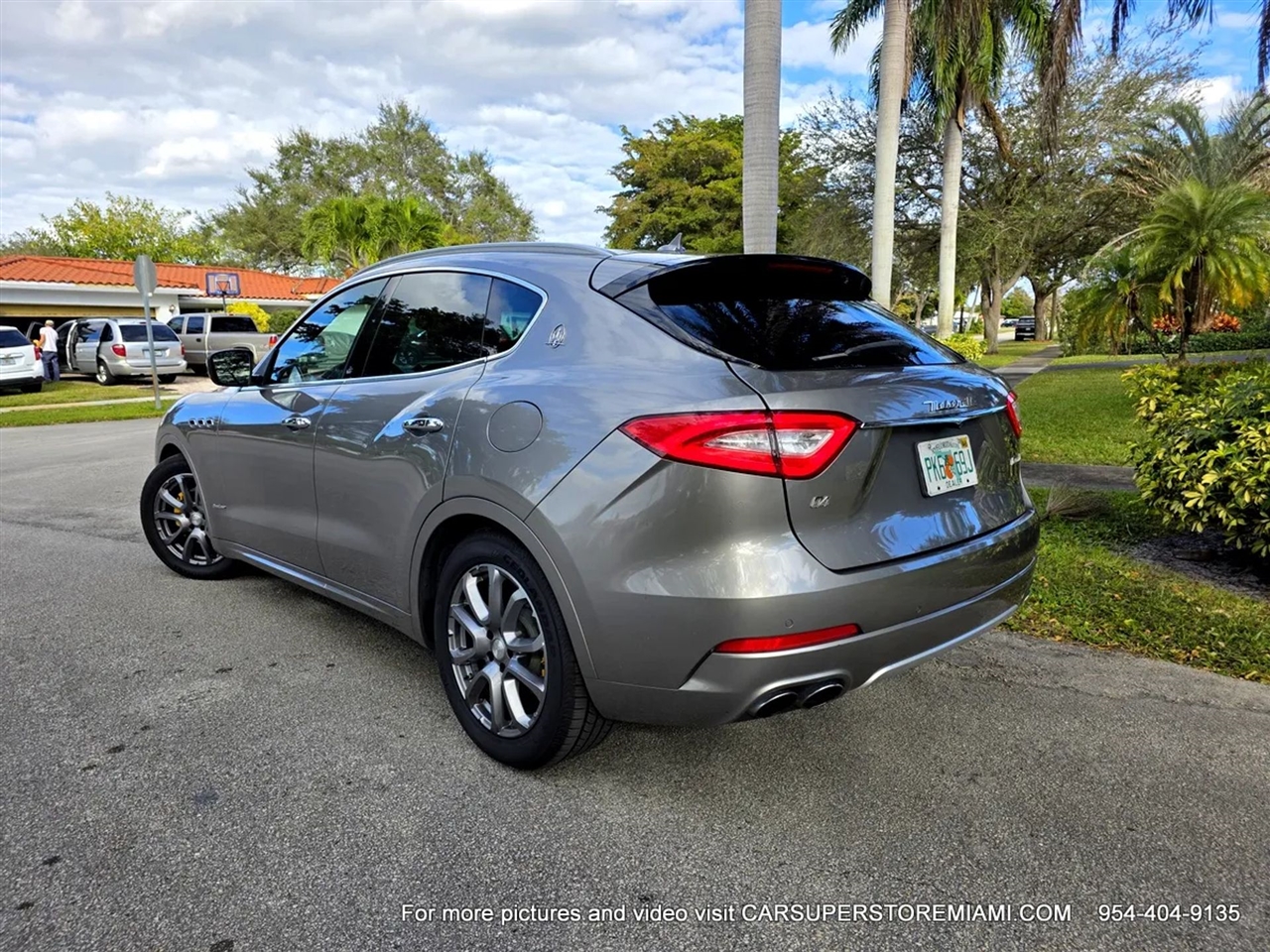 Maserati Levante  2018