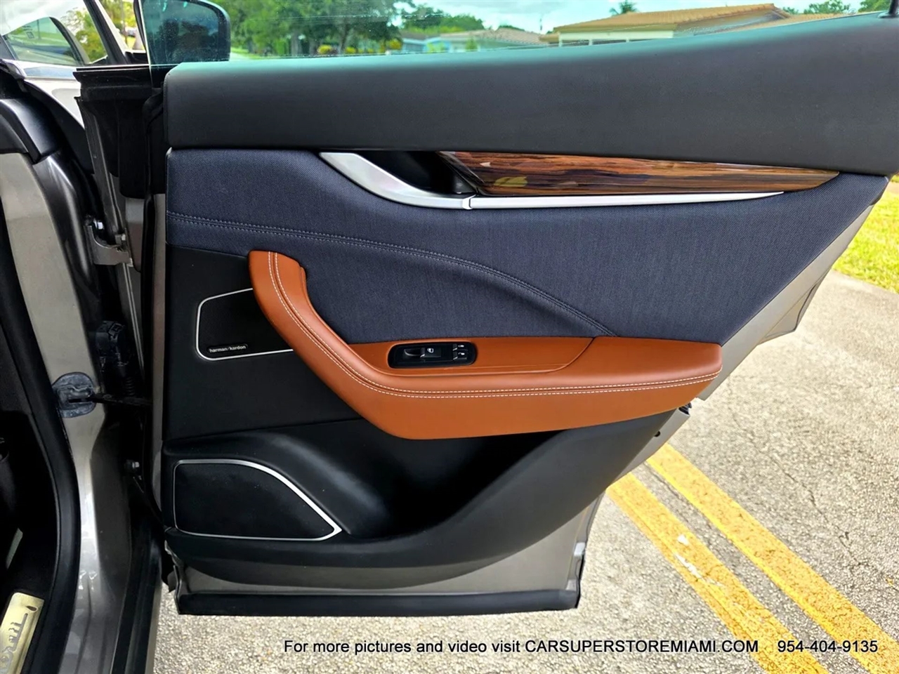 Maserati Levante  2018