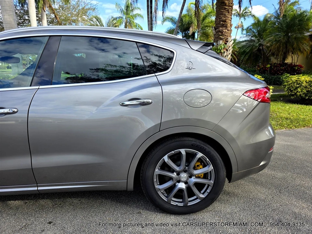Maserati Levante  2018