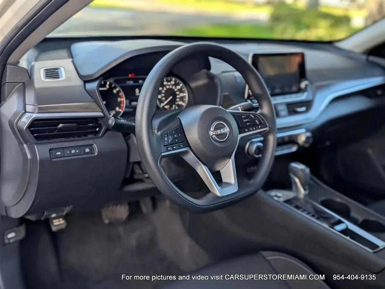 Nissan Altima  2025
