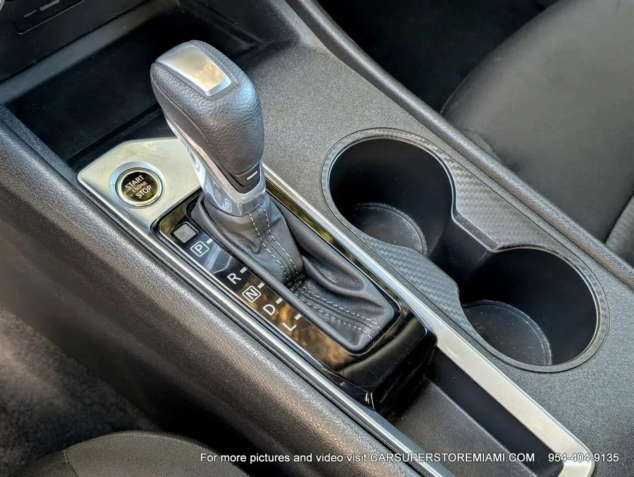 Nissan Altima  2025