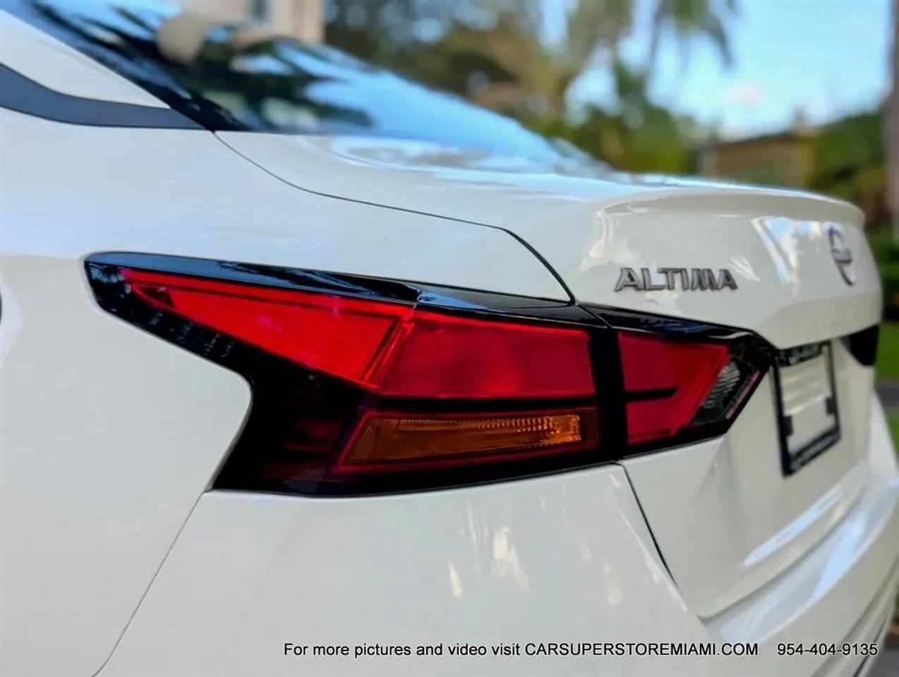 Nissan Altima  2025