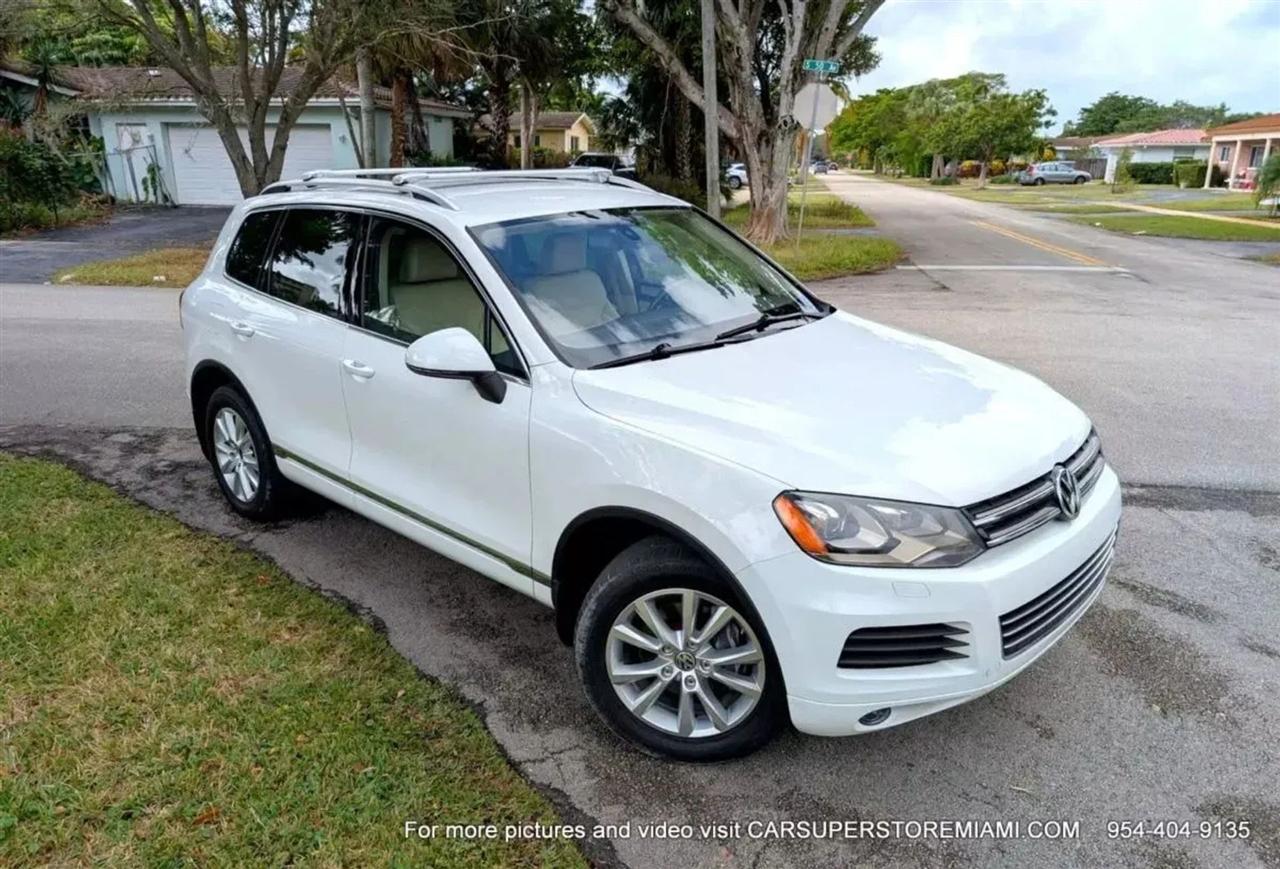 Volkswagen Touareg  2011