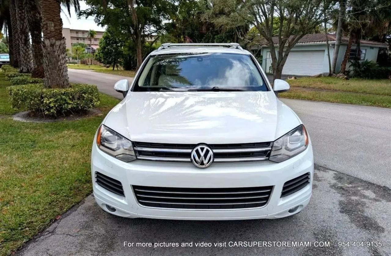 Volkswagen Touareg  2011