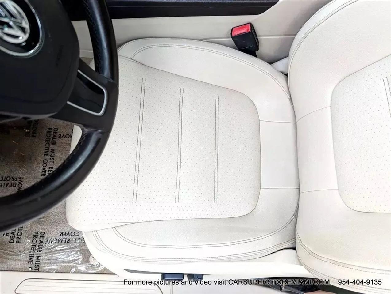 Volkswagen Touareg  2011