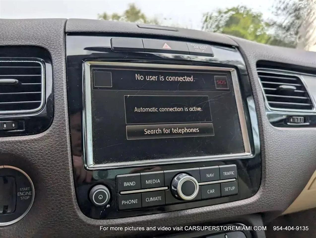 Volkswagen Touareg  2011