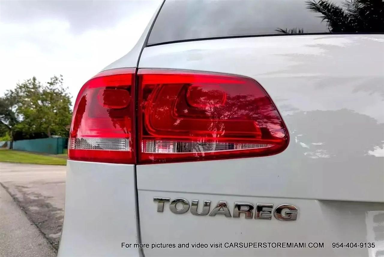 Volkswagen Touareg  2011