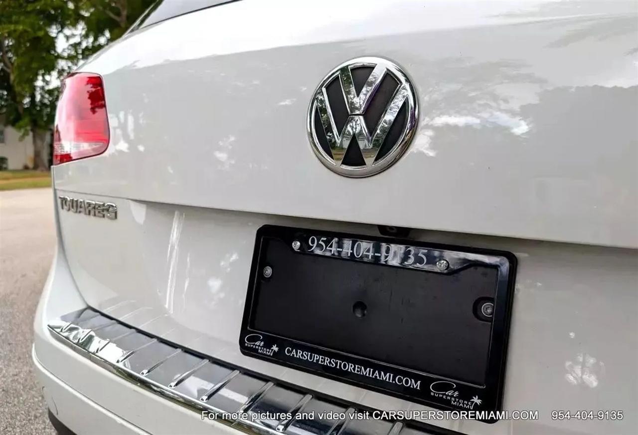 Volkswagen Touareg  2011