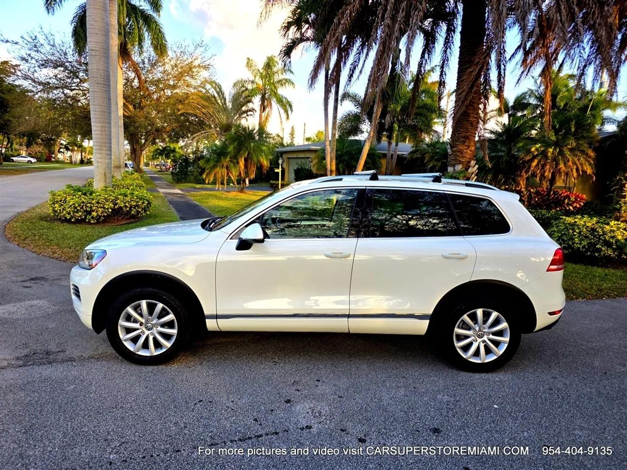 Volkswagen Touareg  2011