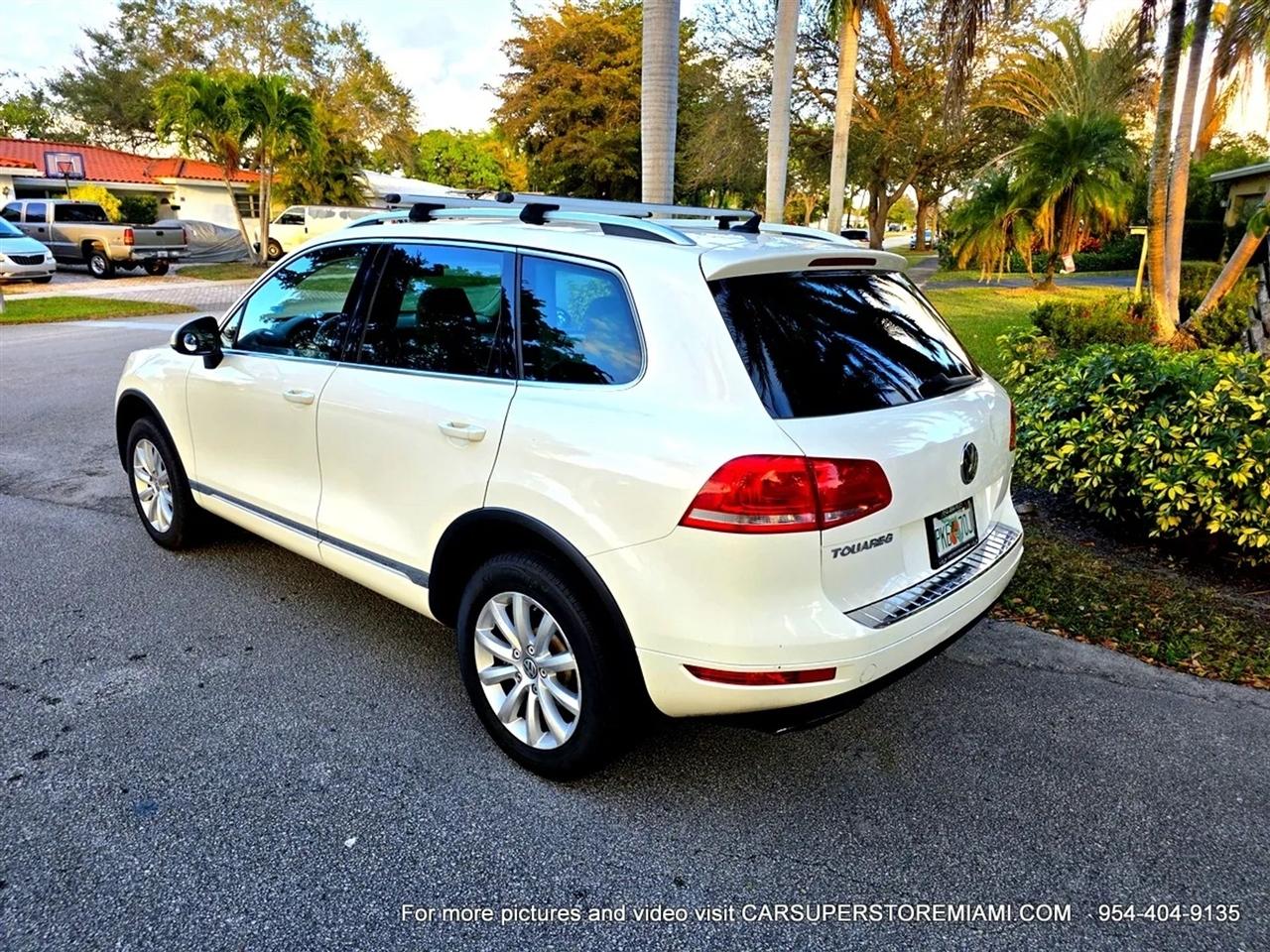Volkswagen Touareg  2011