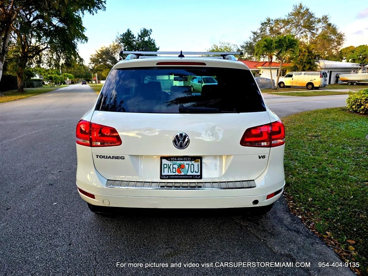 Volkswagen Touareg  2011