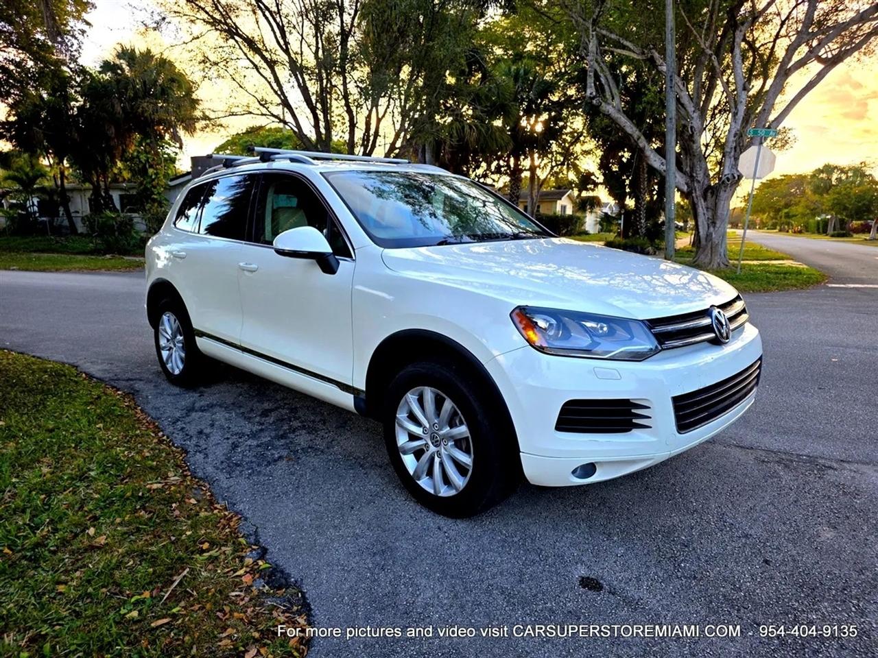 Volkswagen Touareg  2011
