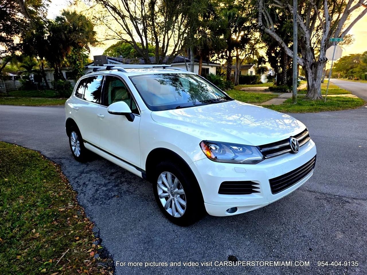 Volkswagen Touareg  2011