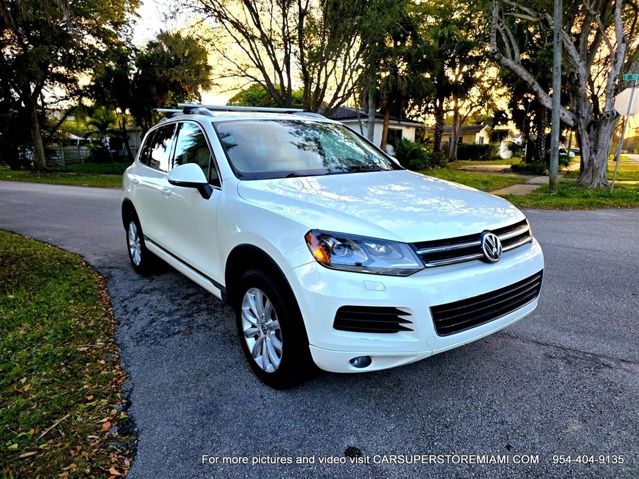 Volkswagen Touareg  2011