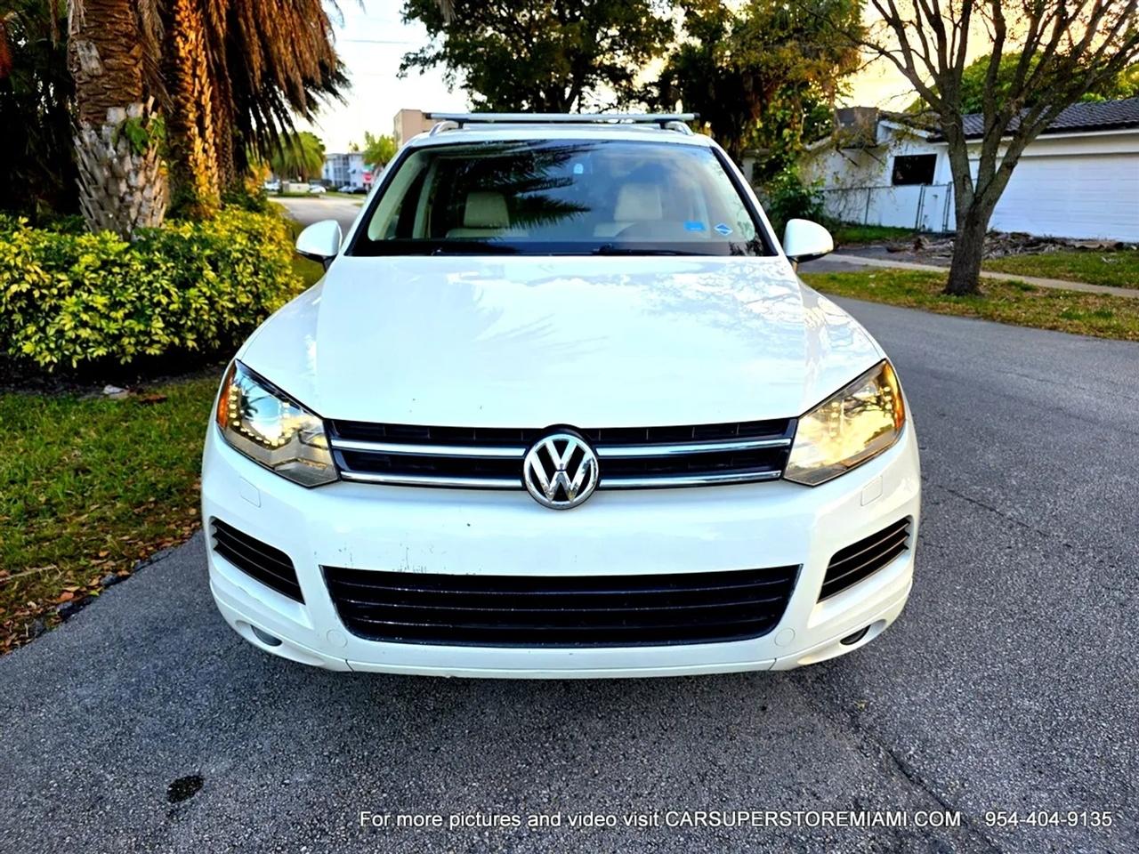 Volkswagen Touareg  2011