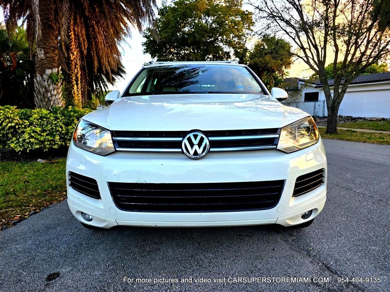 Volkswagen Touareg  2011