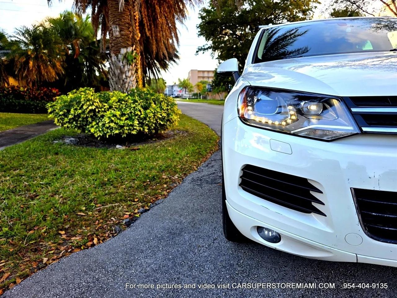 Volkswagen Touareg  2011