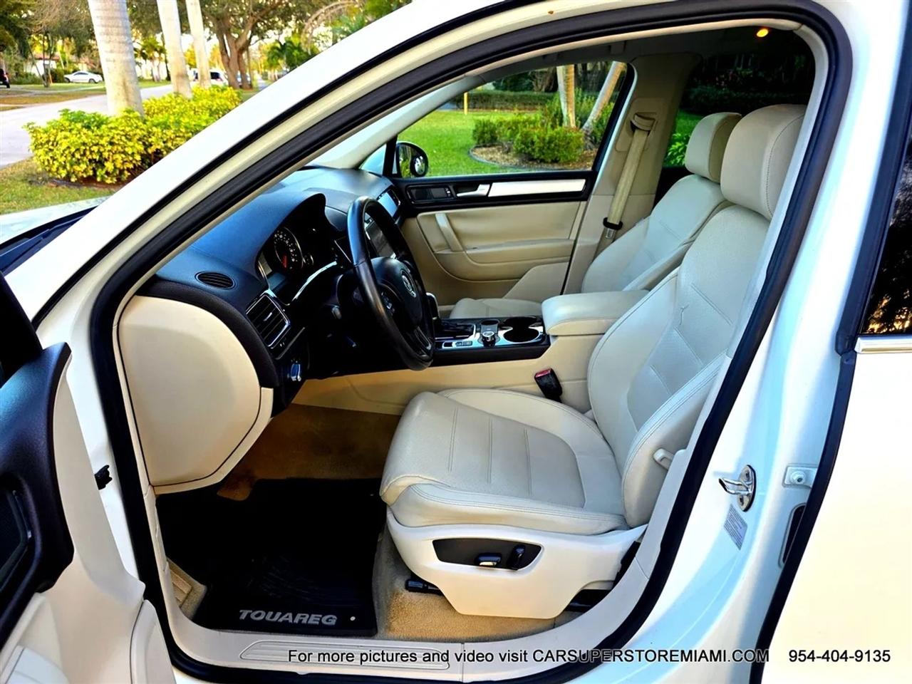 Volkswagen Touareg  2011