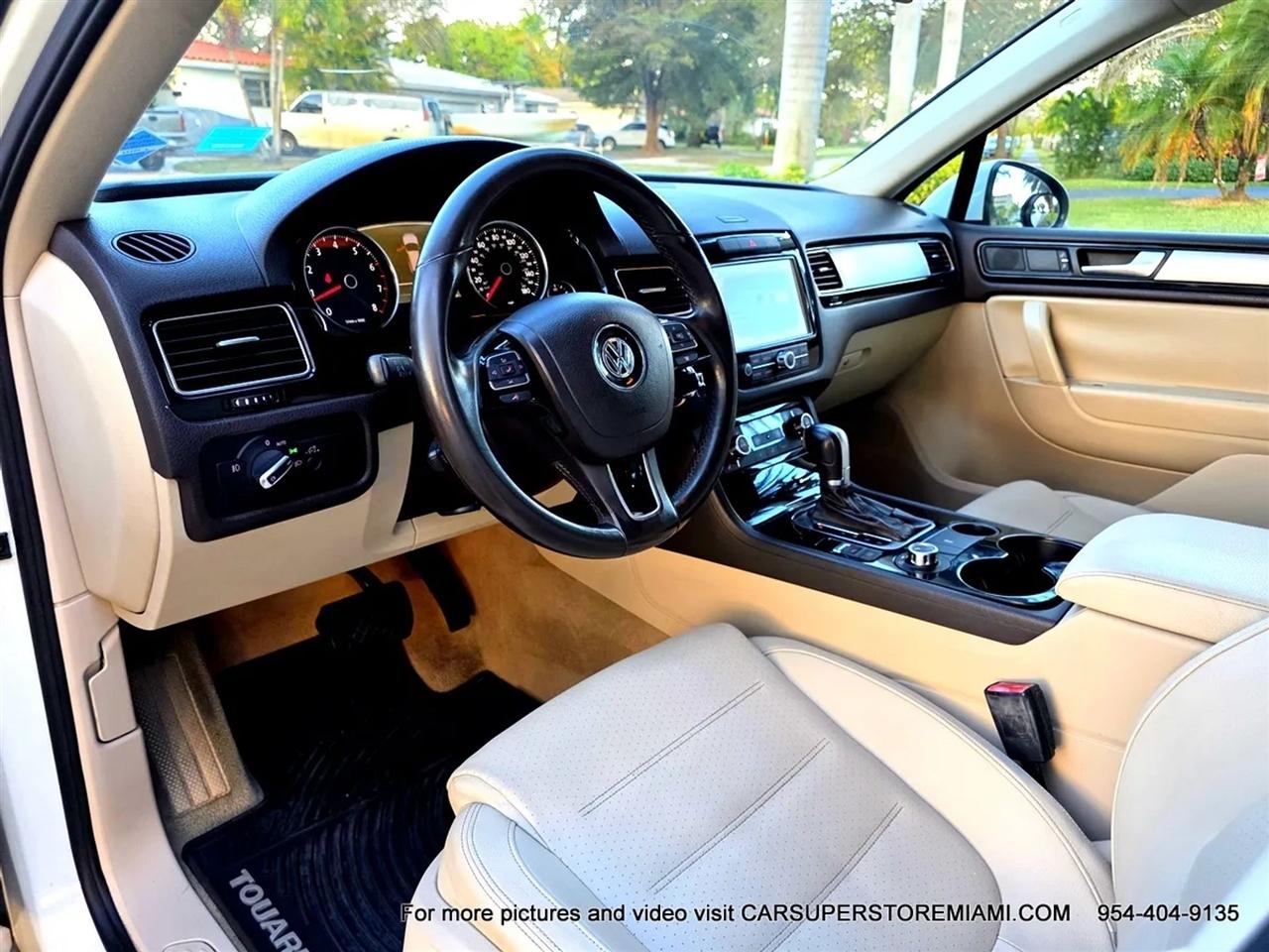 Volkswagen Touareg  2011