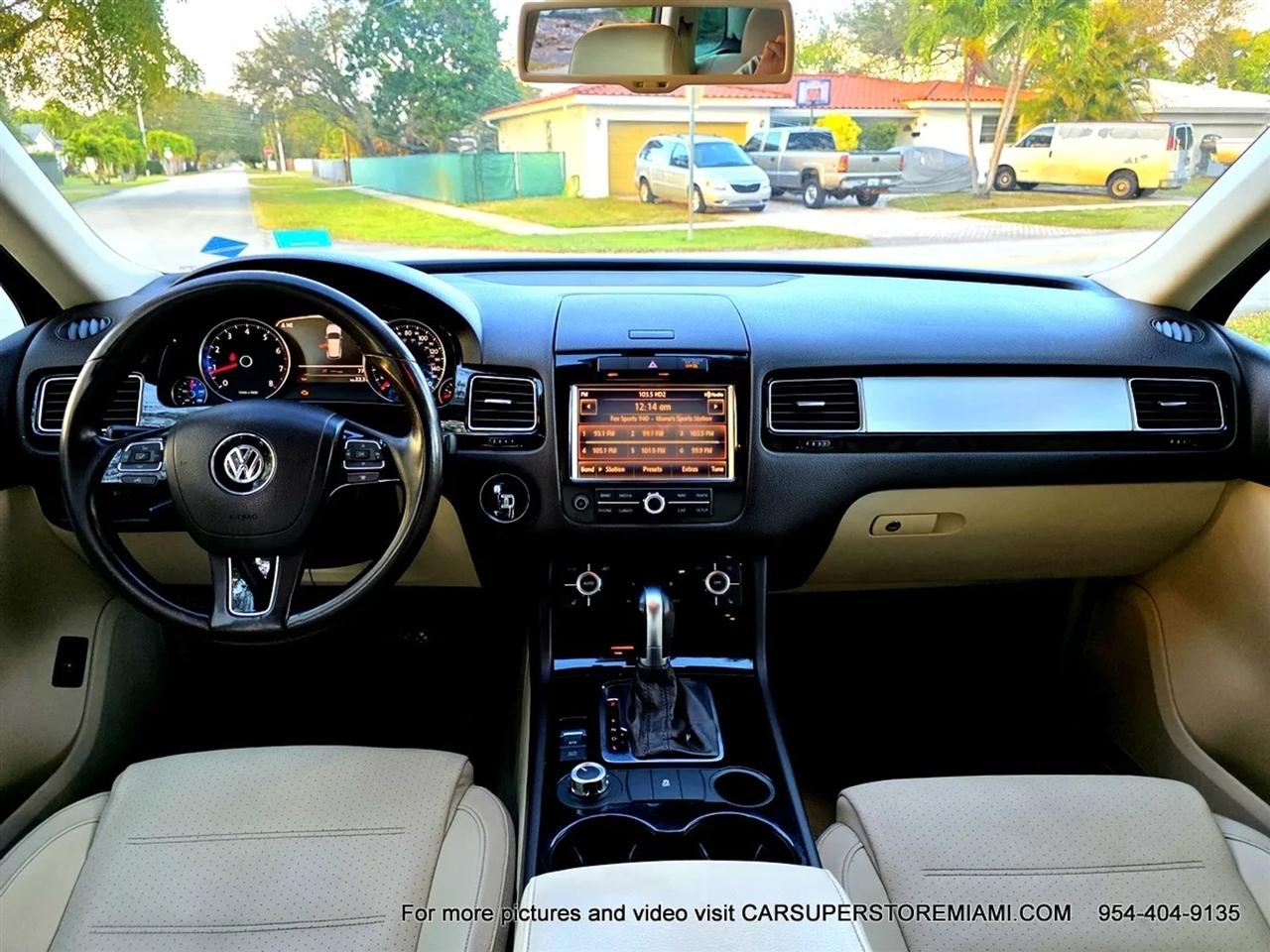 Volkswagen Touareg  2011