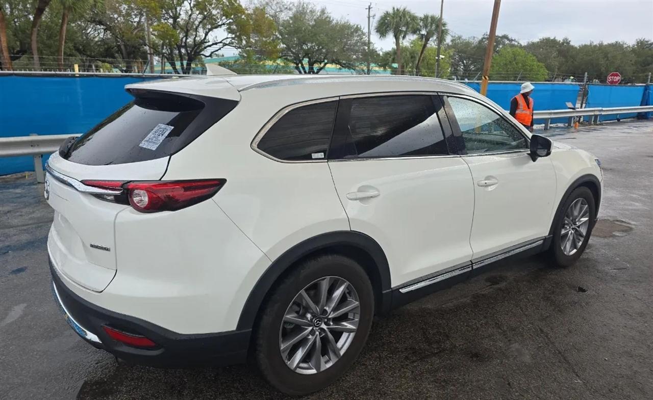Mazda CX-9  2020