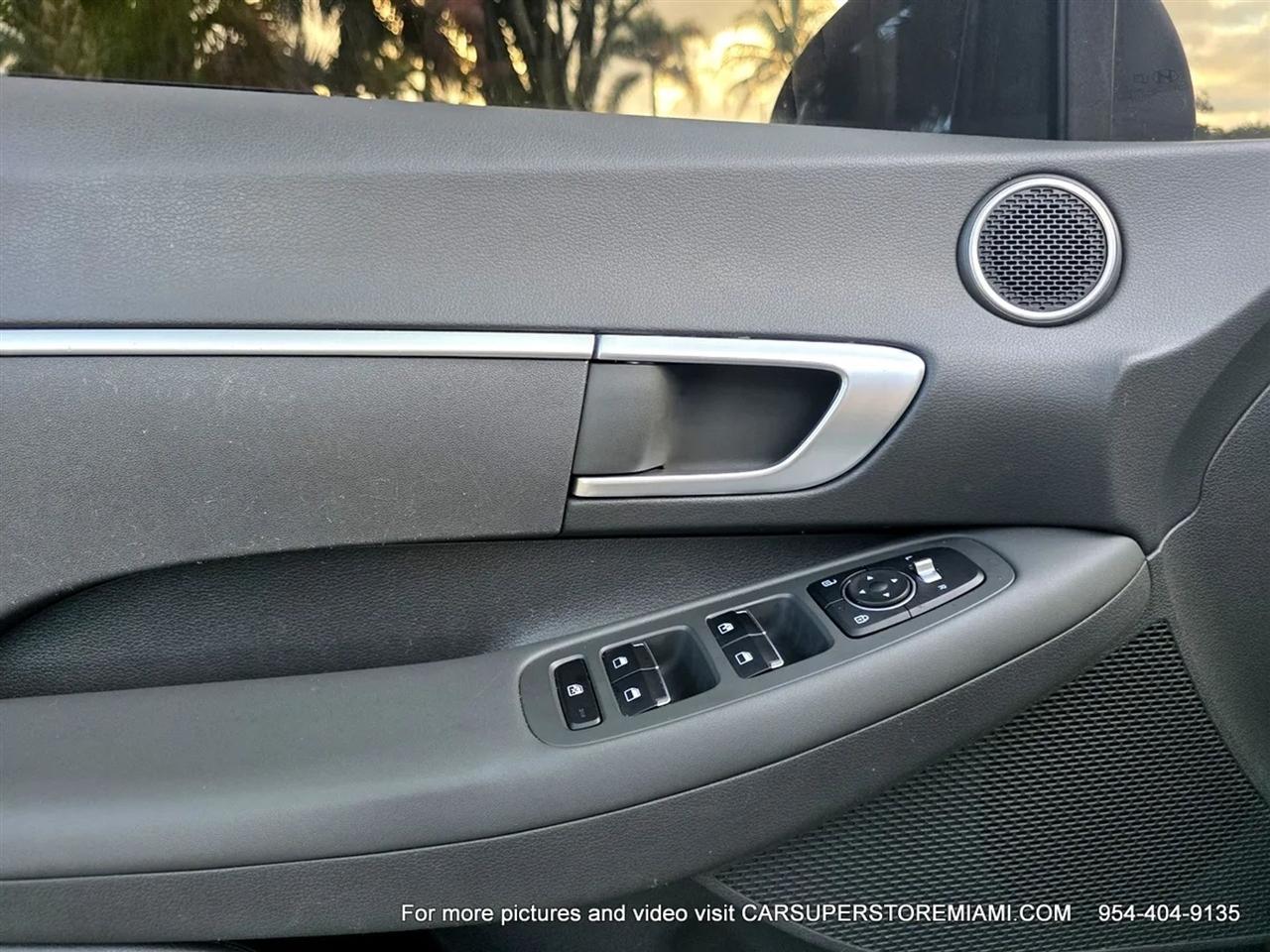 Hyundai Sonata  2021