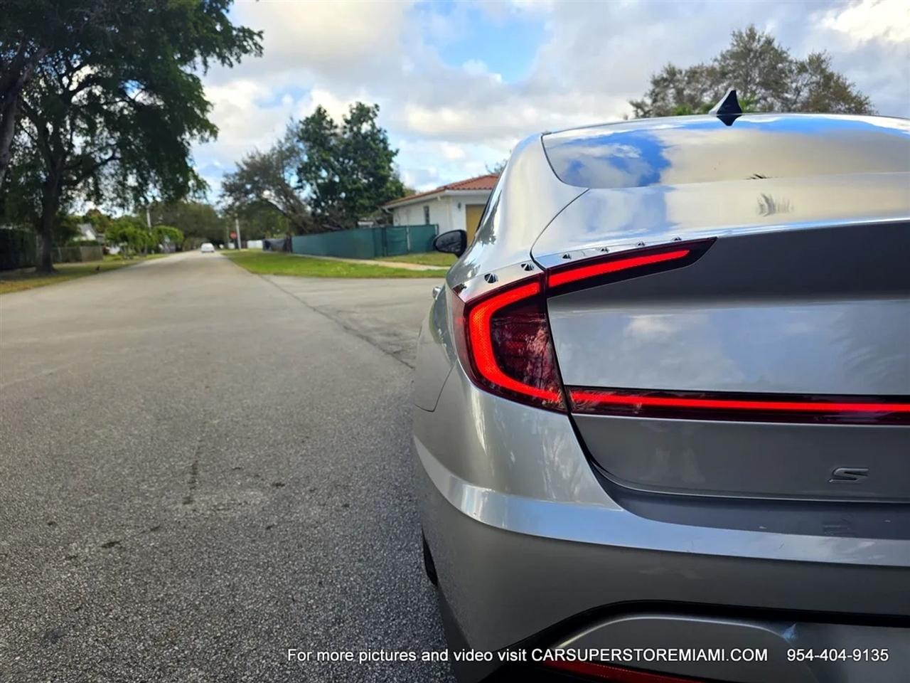 Hyundai Sonata  2021