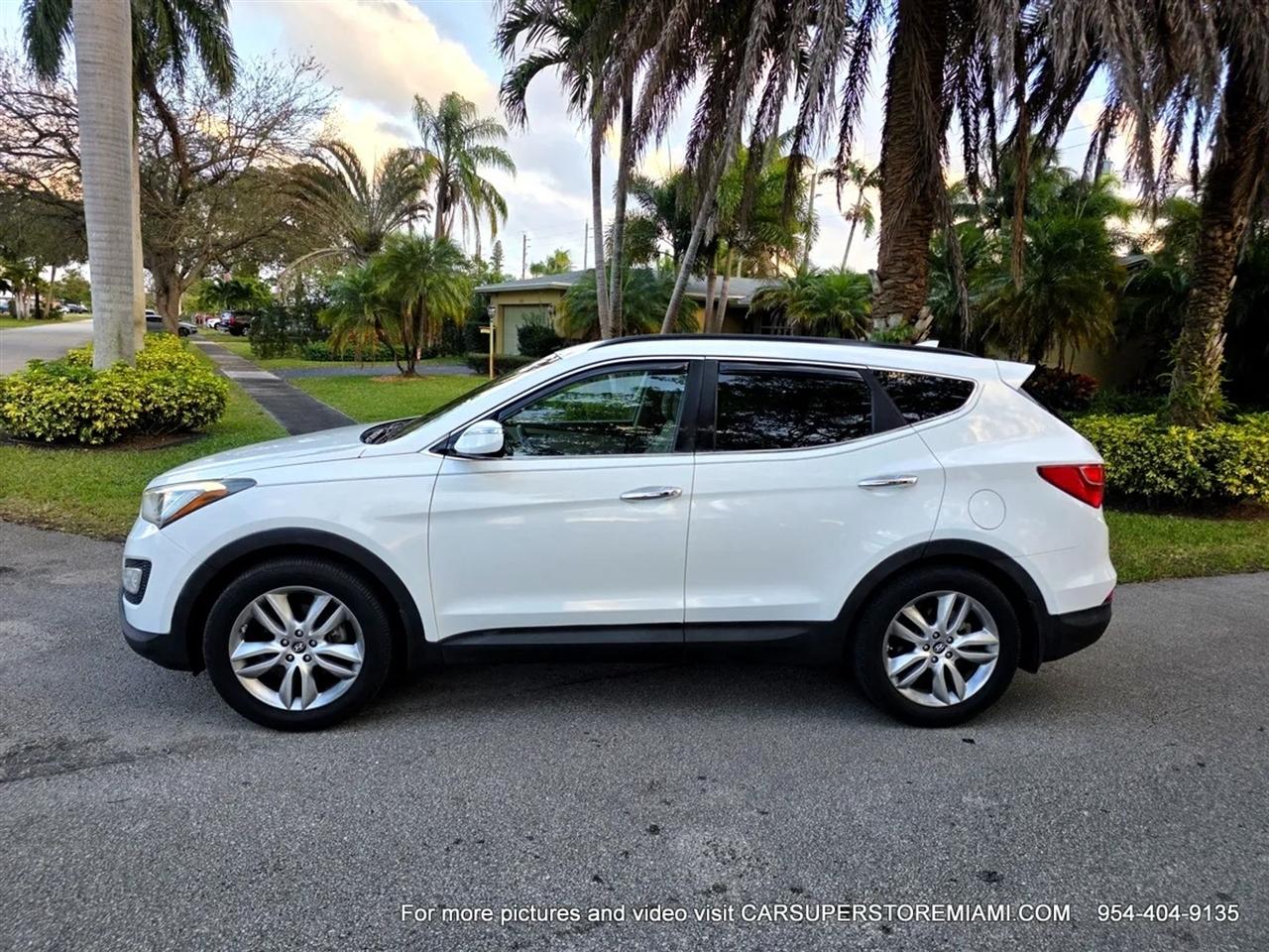 Hyundai Santa Fe  2013