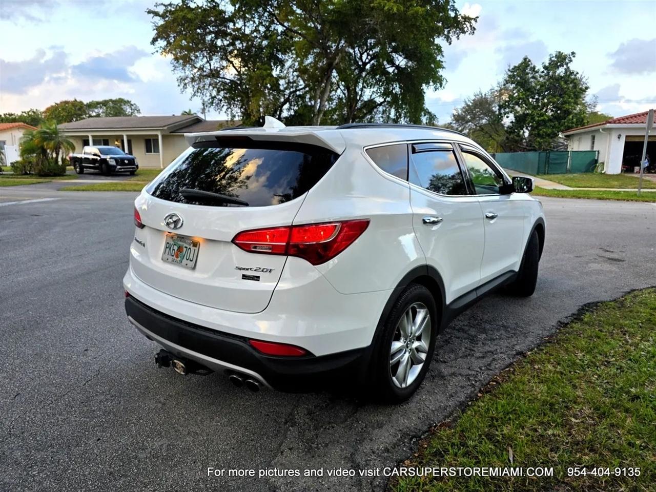 Hyundai Santa Fe  2013