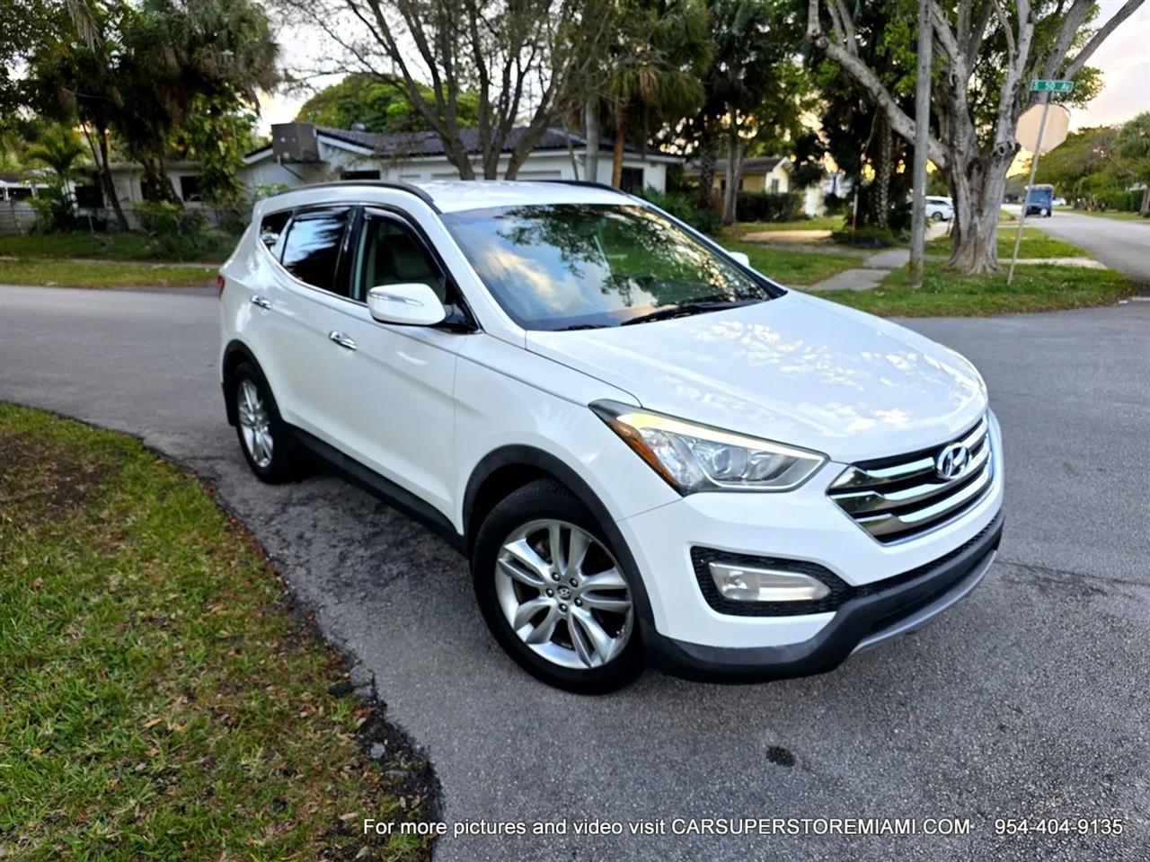 Hyundai Santa Fe  2013