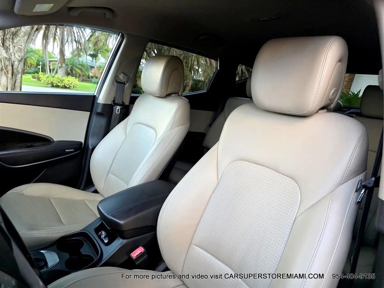 Hyundai Santa Fe  2013