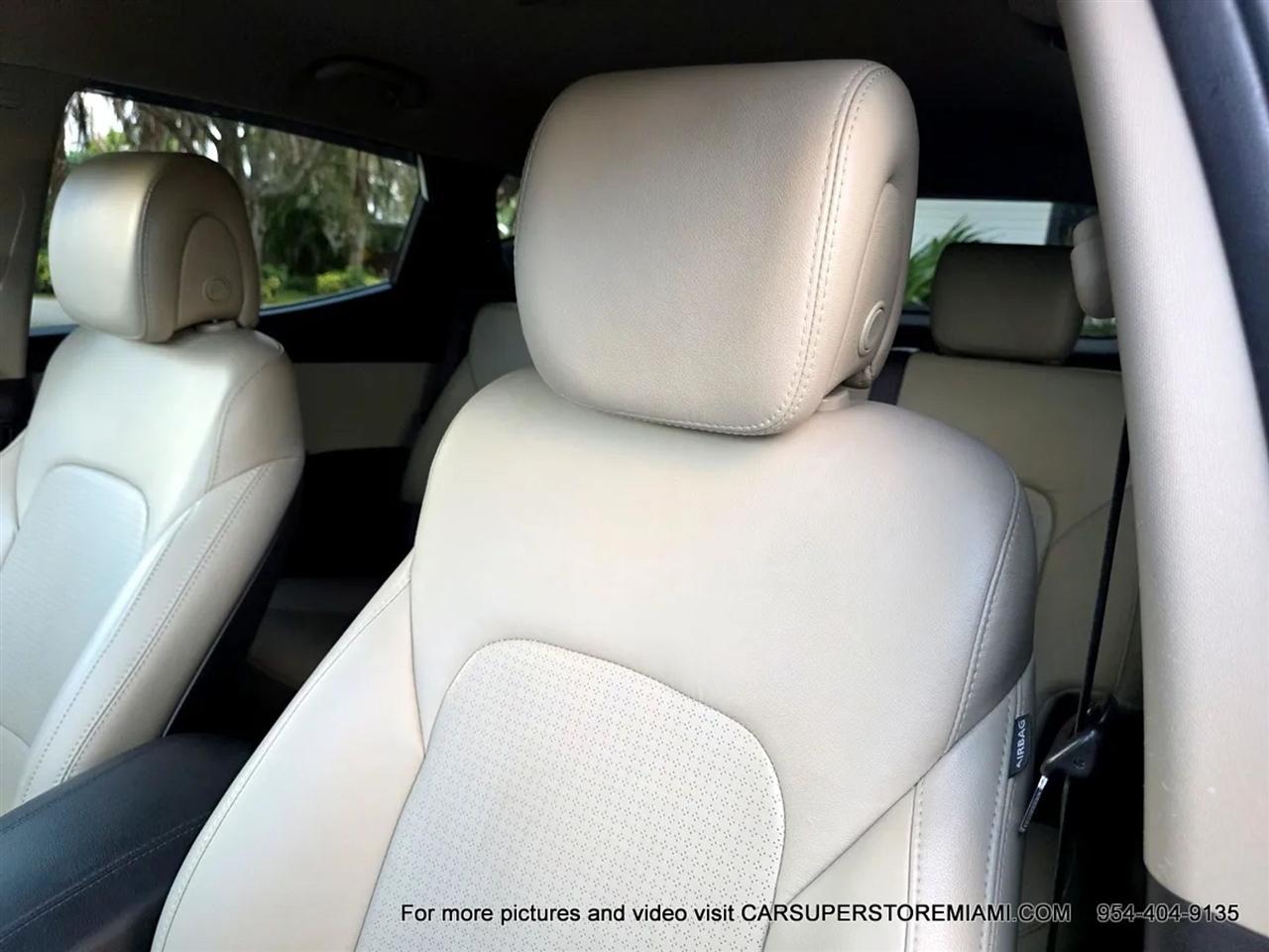 Hyundai Santa Fe  2013