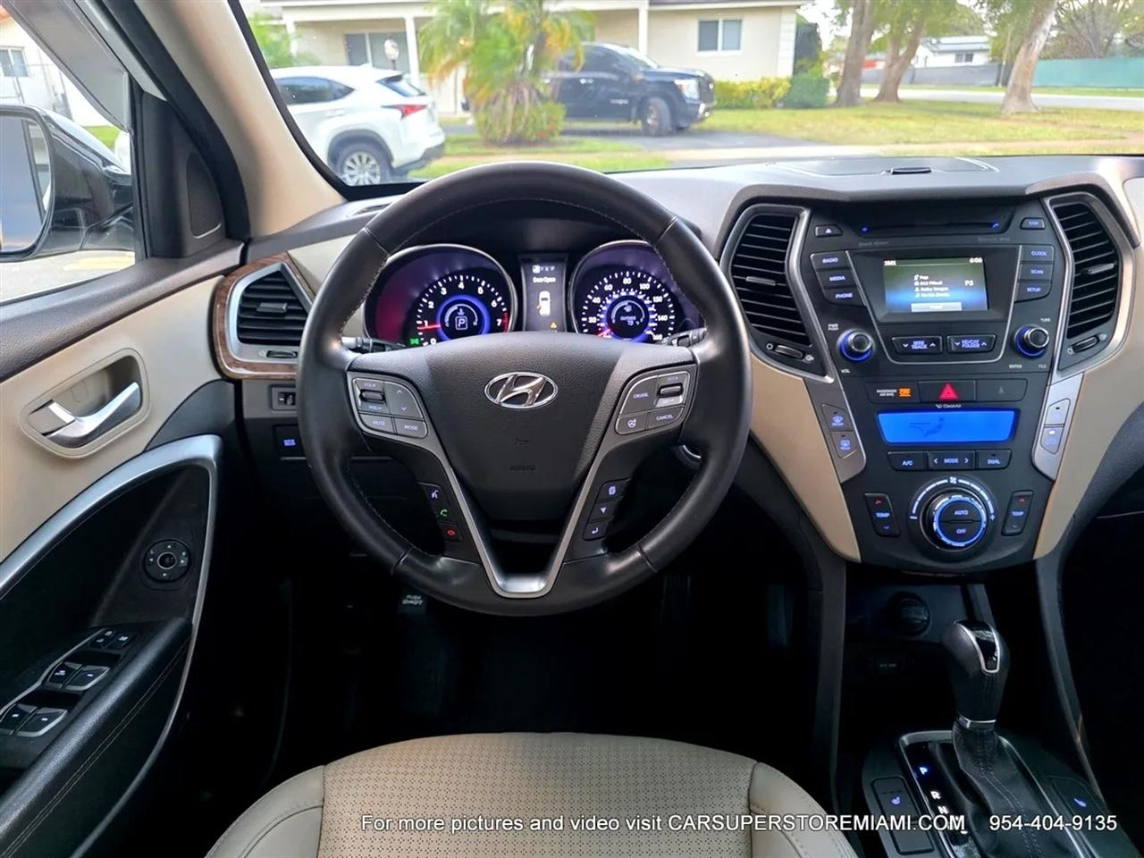 Hyundai Santa Fe  2013