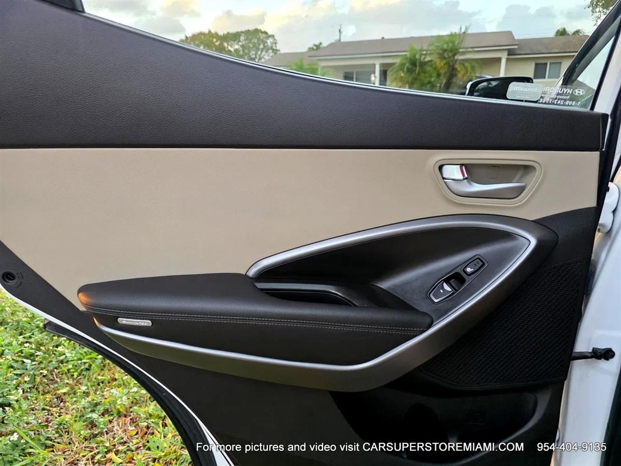 Hyundai Santa Fe  2013