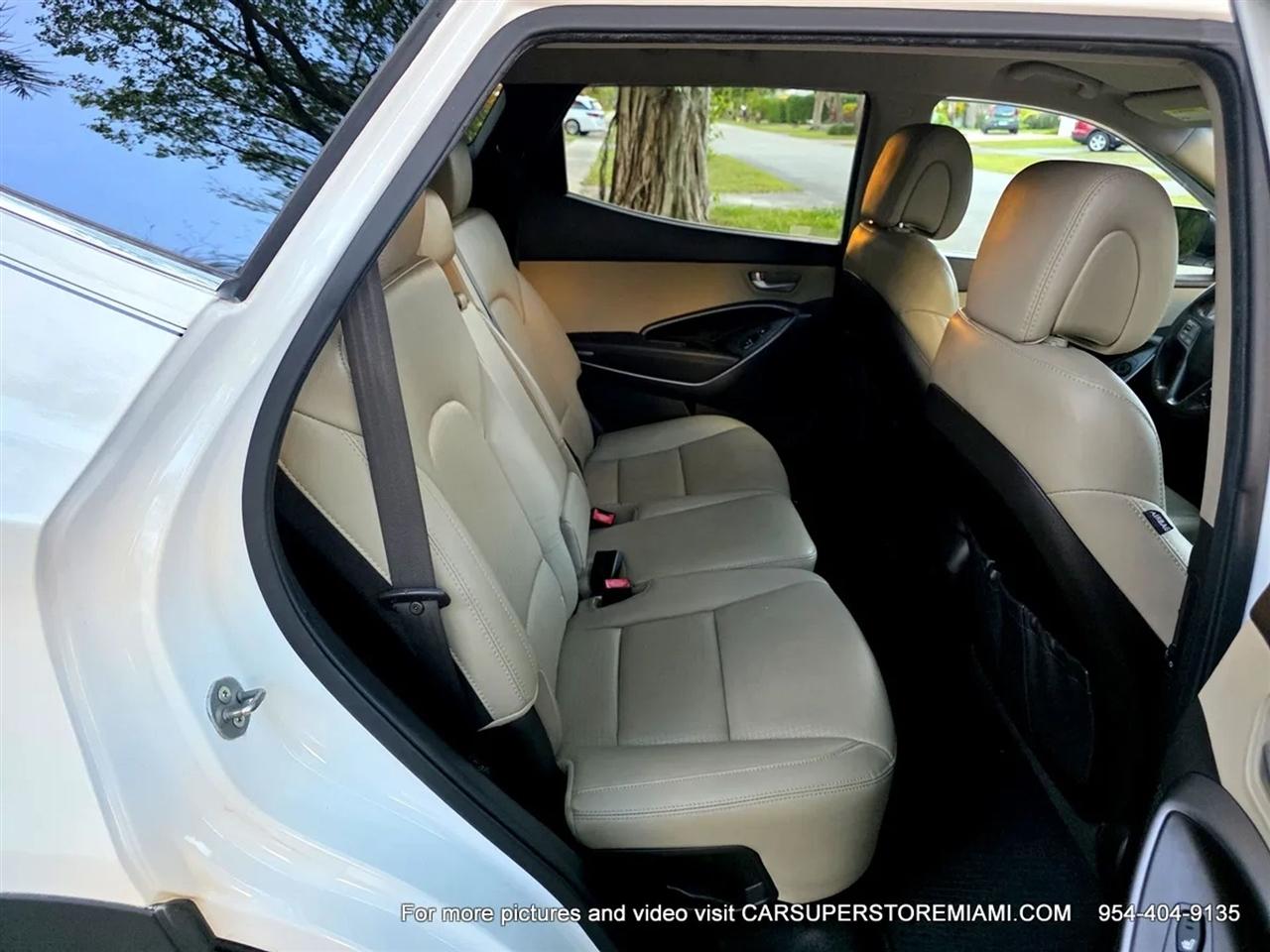 Hyundai Santa Fe  2013