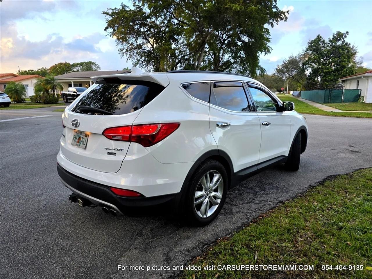 Hyundai Santa Fe  2013