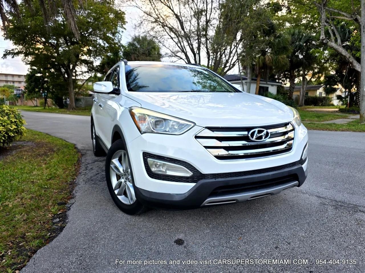 Hyundai Santa Fe  2013