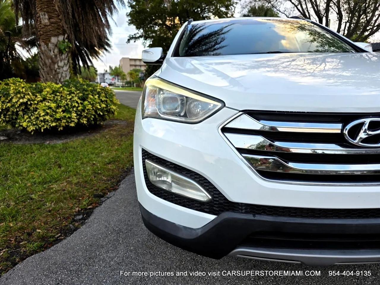 Hyundai Santa Fe  2013