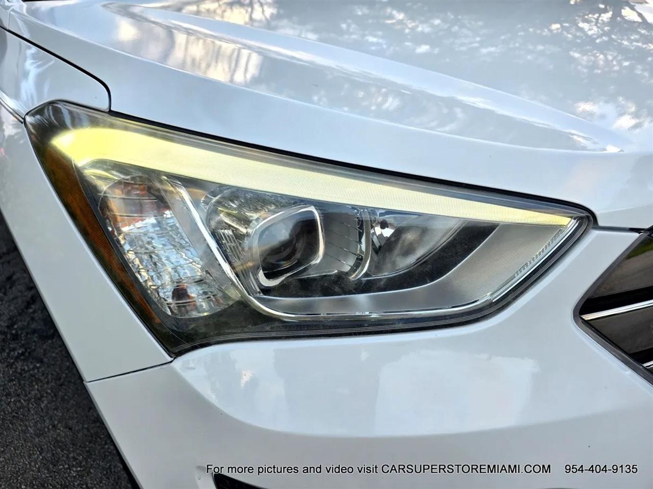 Hyundai Santa Fe  2013