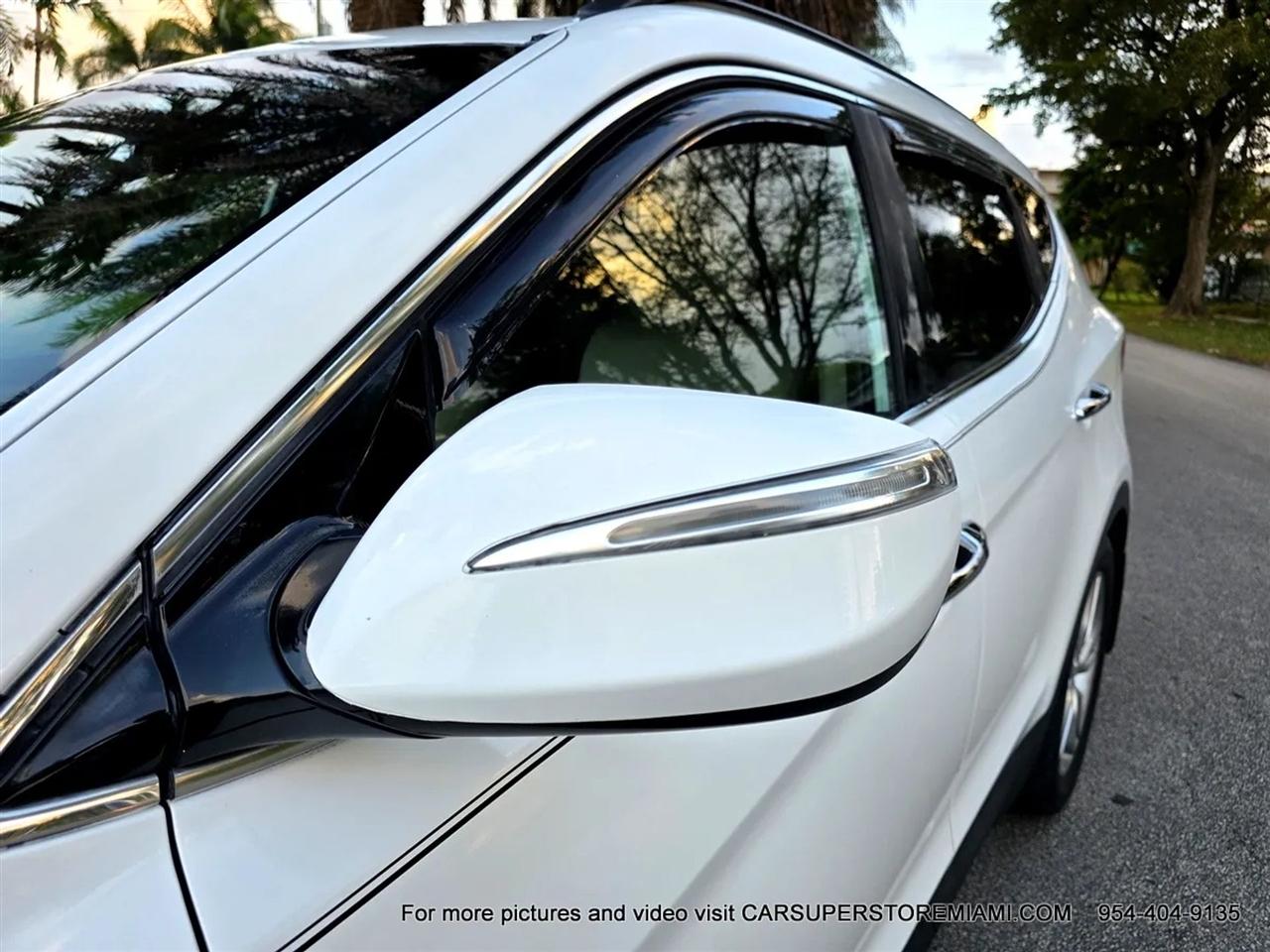 Hyundai Santa Fe  2013